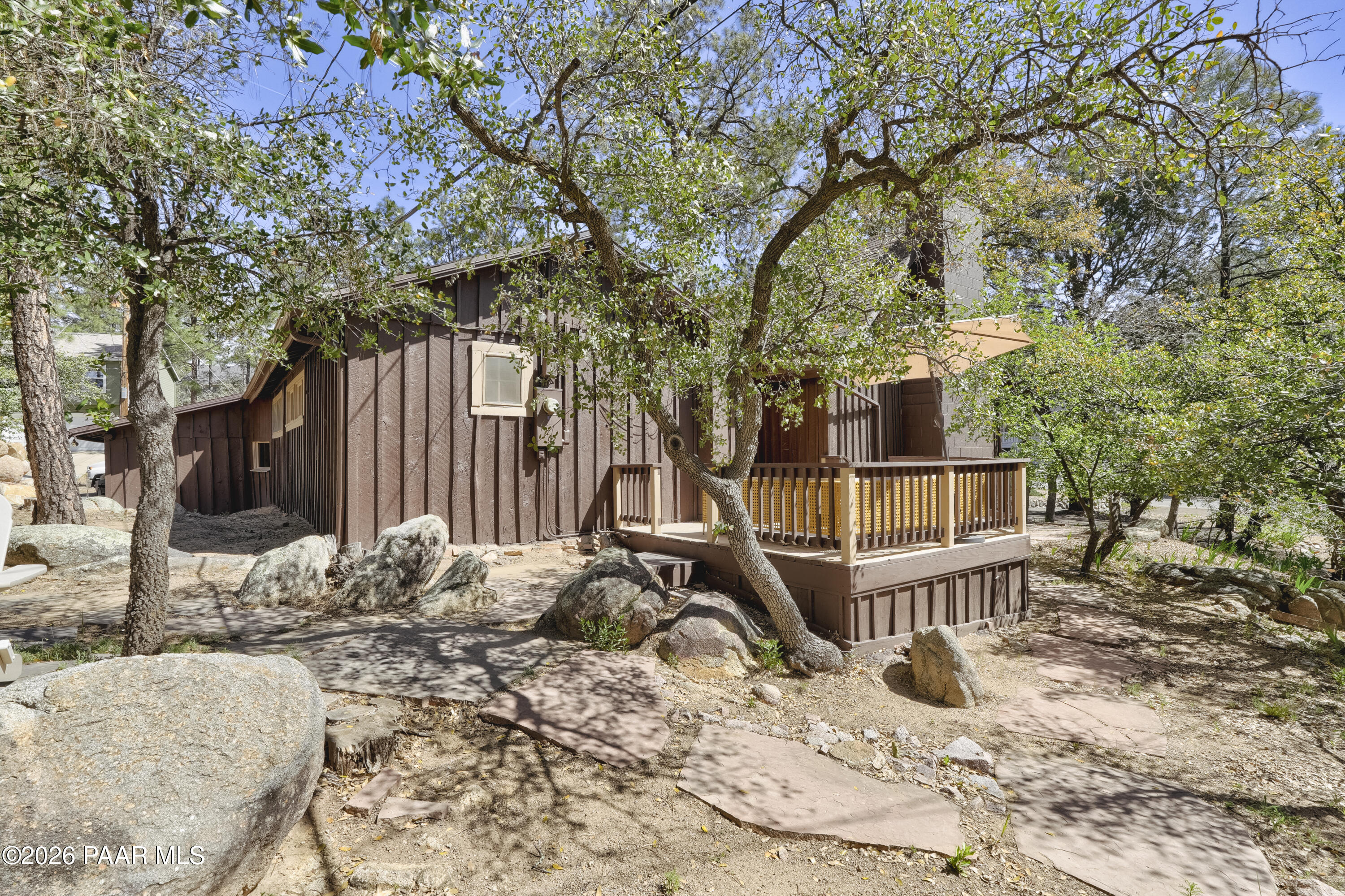 902 Hemlock Avenue Prescott, AZ 86303 - Photo 25 of 37 Back View 1