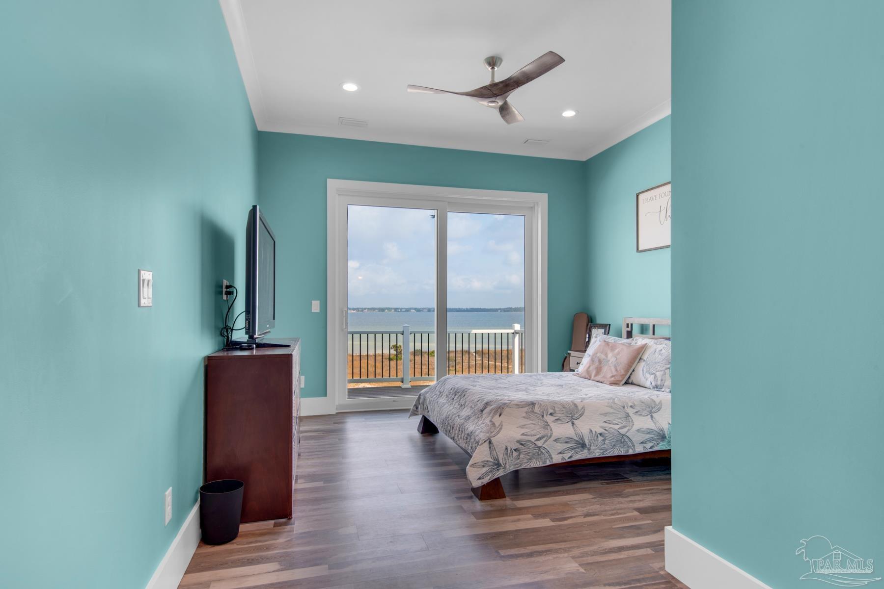 7706 White Sands Boulevard Navarre Beach, FL 32566 - Photo 18 of 47