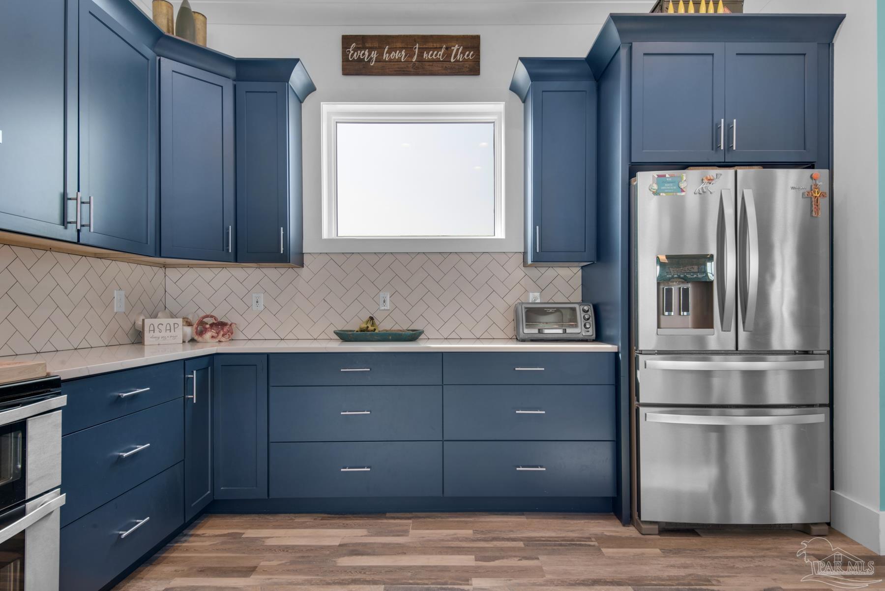 7706 White Sands Boulevard Navarre Beach, FL 32566 - Photo 9 of 47