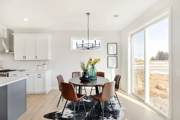 $577,795 | 3468 Knightsbridge Trail Lake North, Lake Elmo, MN 55042