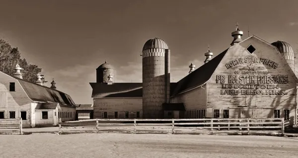 $577,795 | 3468 Knightsbridge Trail Lake North, Lake Elmo, MN 55042