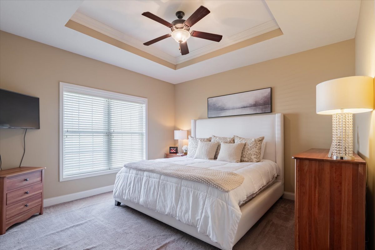 2020 Escalade Road Bloomington, IL 61705 - Photo 15 of 28