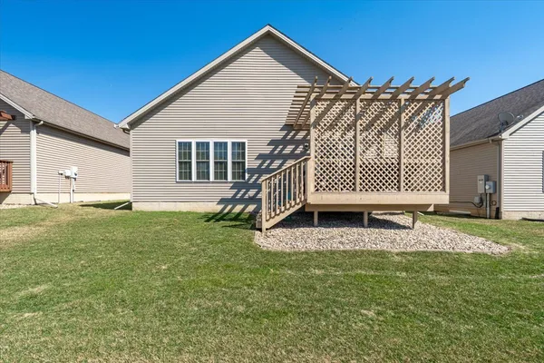 $375,000 | 2020 Escalade Road, Bloomington, IL 61705
