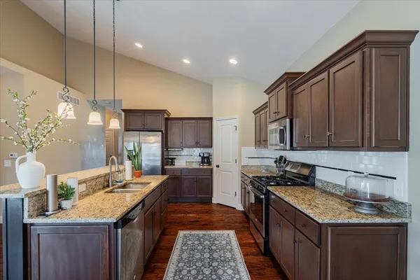 $375,000 | 2020 Escalade Road, Bloomington, IL 61705