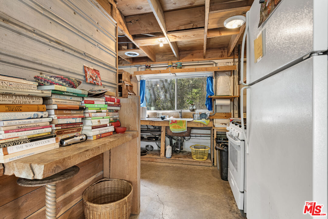 6349 Blanchard Canyon Road Tujunga, CA 91042 - Photo 52 of 71