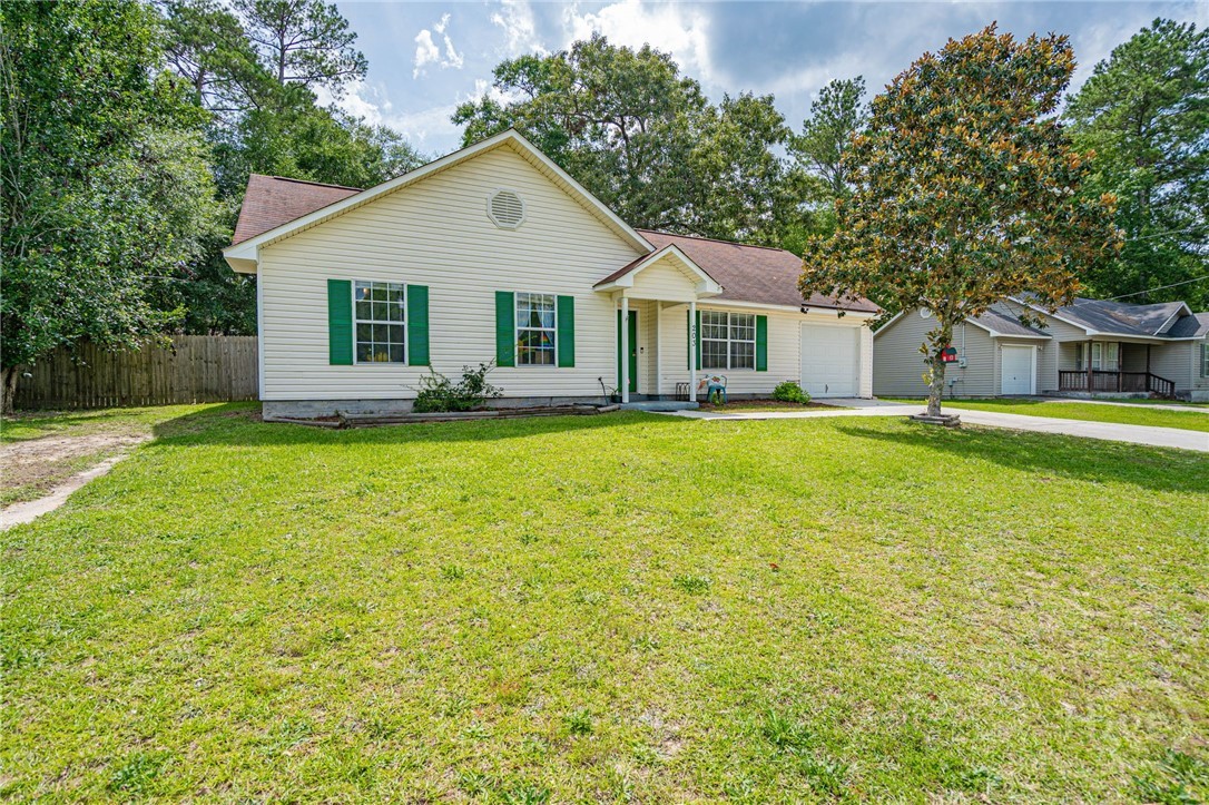 203 Deer Road Springfield, GA 31329 - Photo 2 of 33