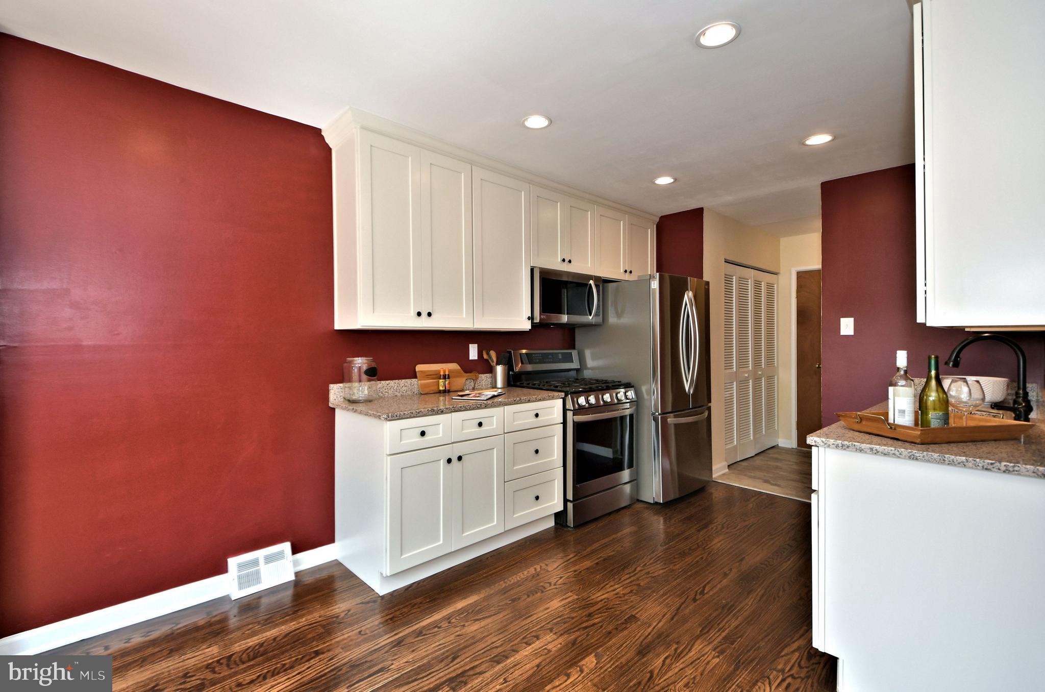 11949 Dumont Road Philadelphia, PA 19116 - Photo 24 of 54 Kitchen Breakfast Area
