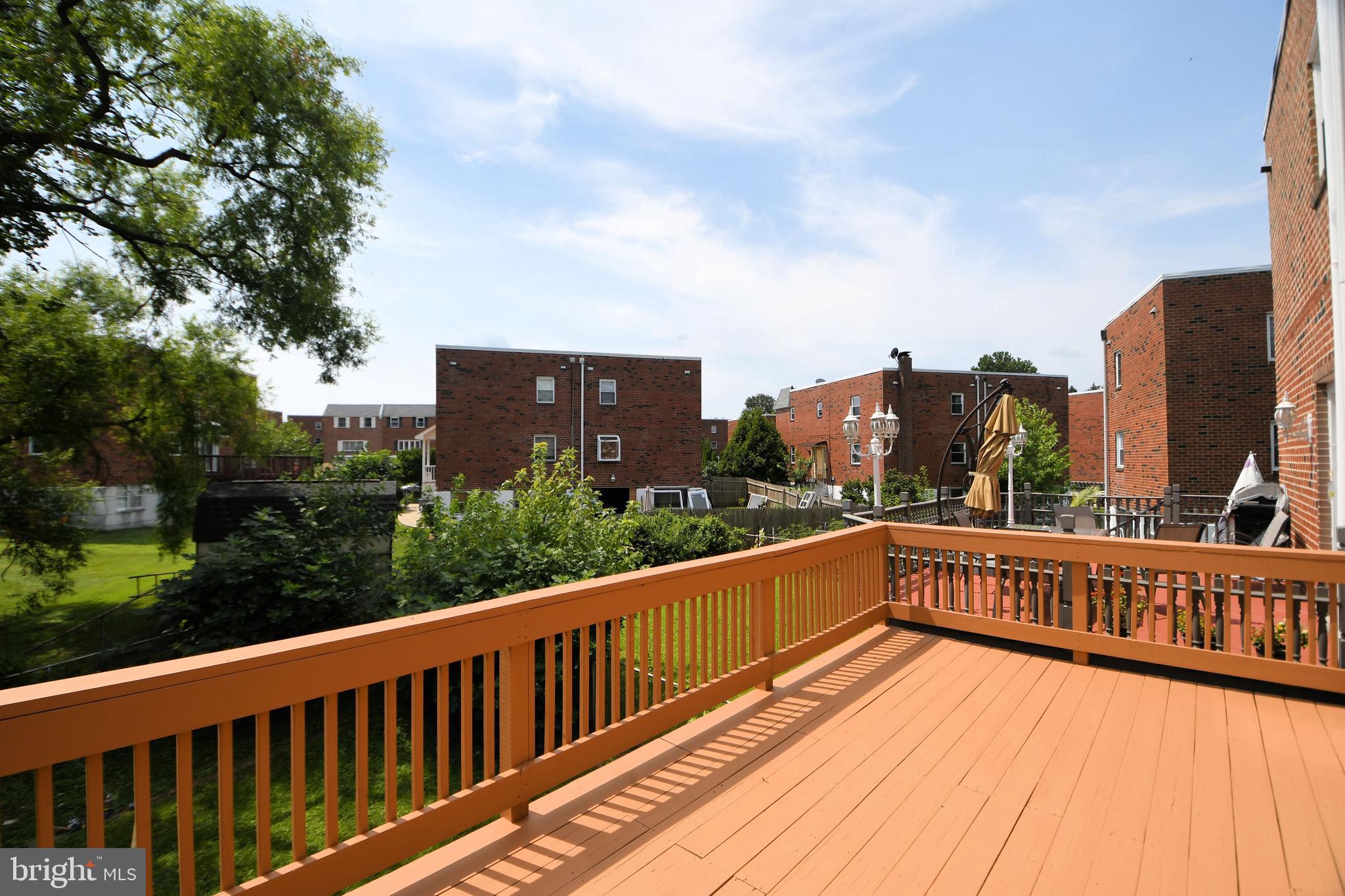 11949 Dumont Road Philadelphia, PA 19116 - Photo 29 of 54 Deck