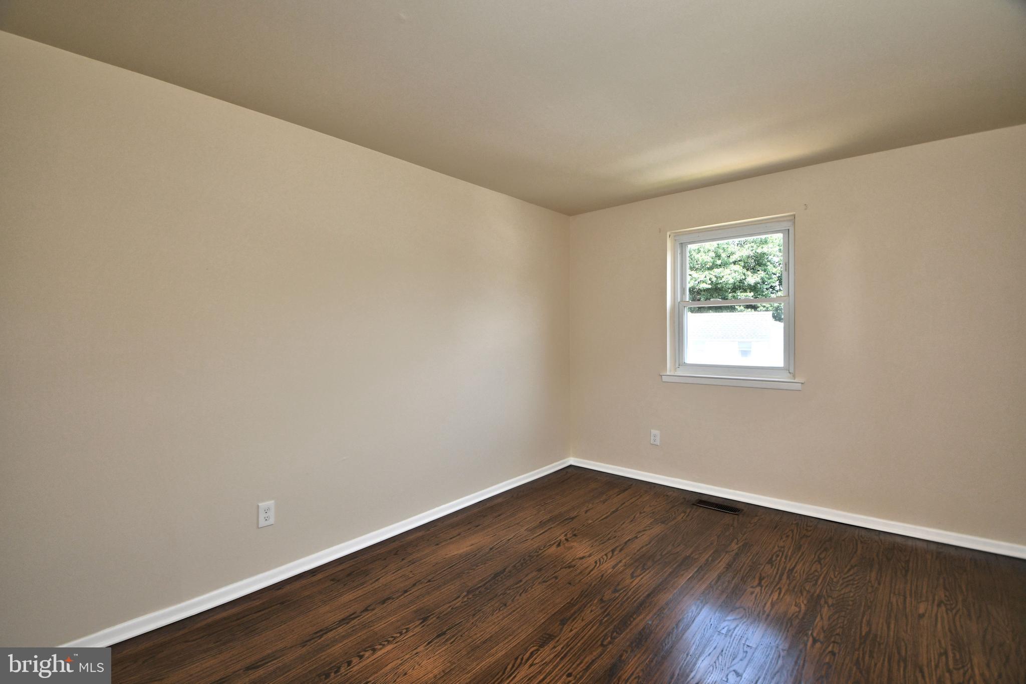 11949 Dumont Road Philadelphia, PA 19116 - Photo 38 of 54 Bedroom 2