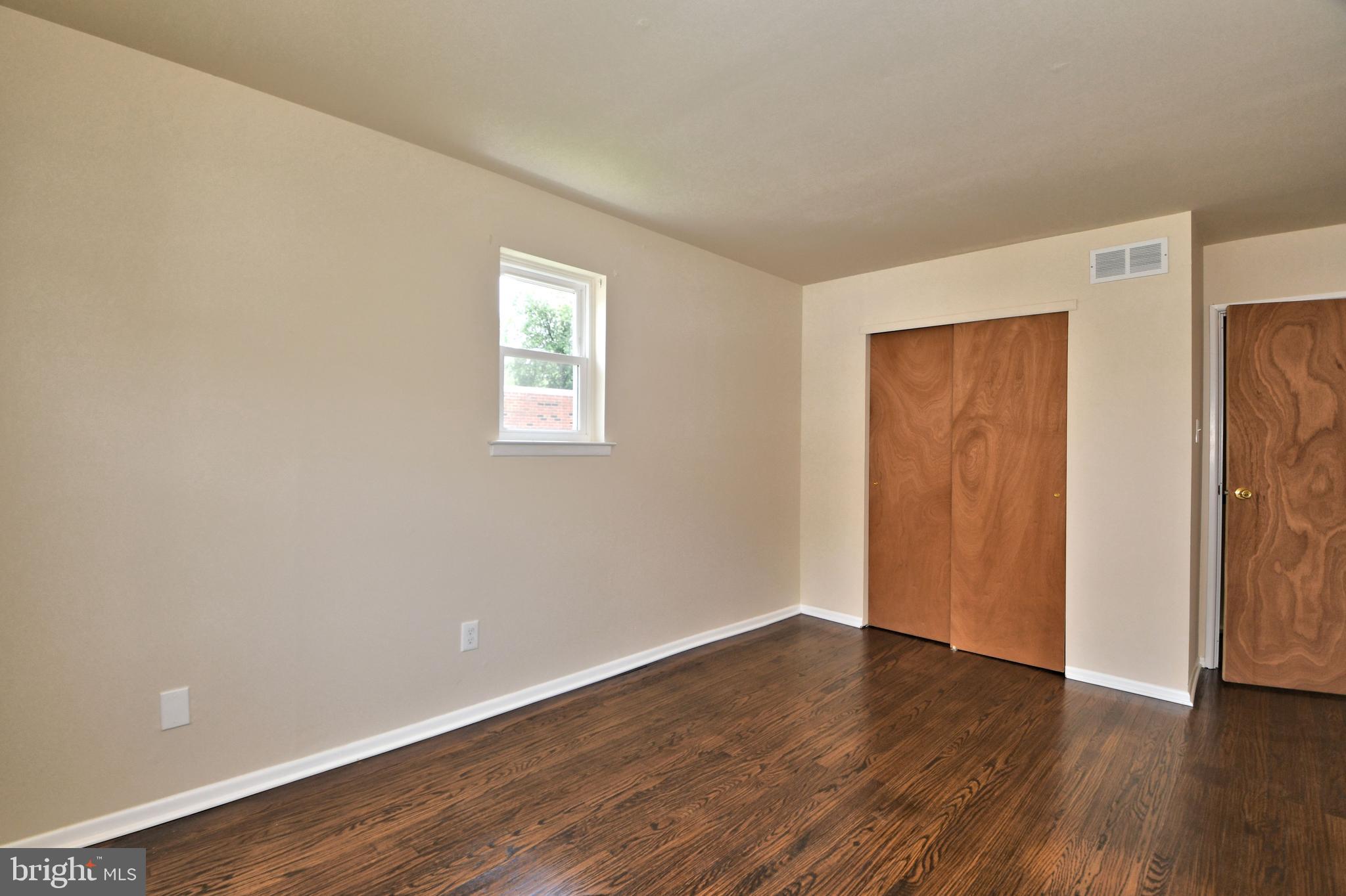11949 Dumont Road Philadelphia, PA 19116 - Photo 39 of 54 Bedroom 2