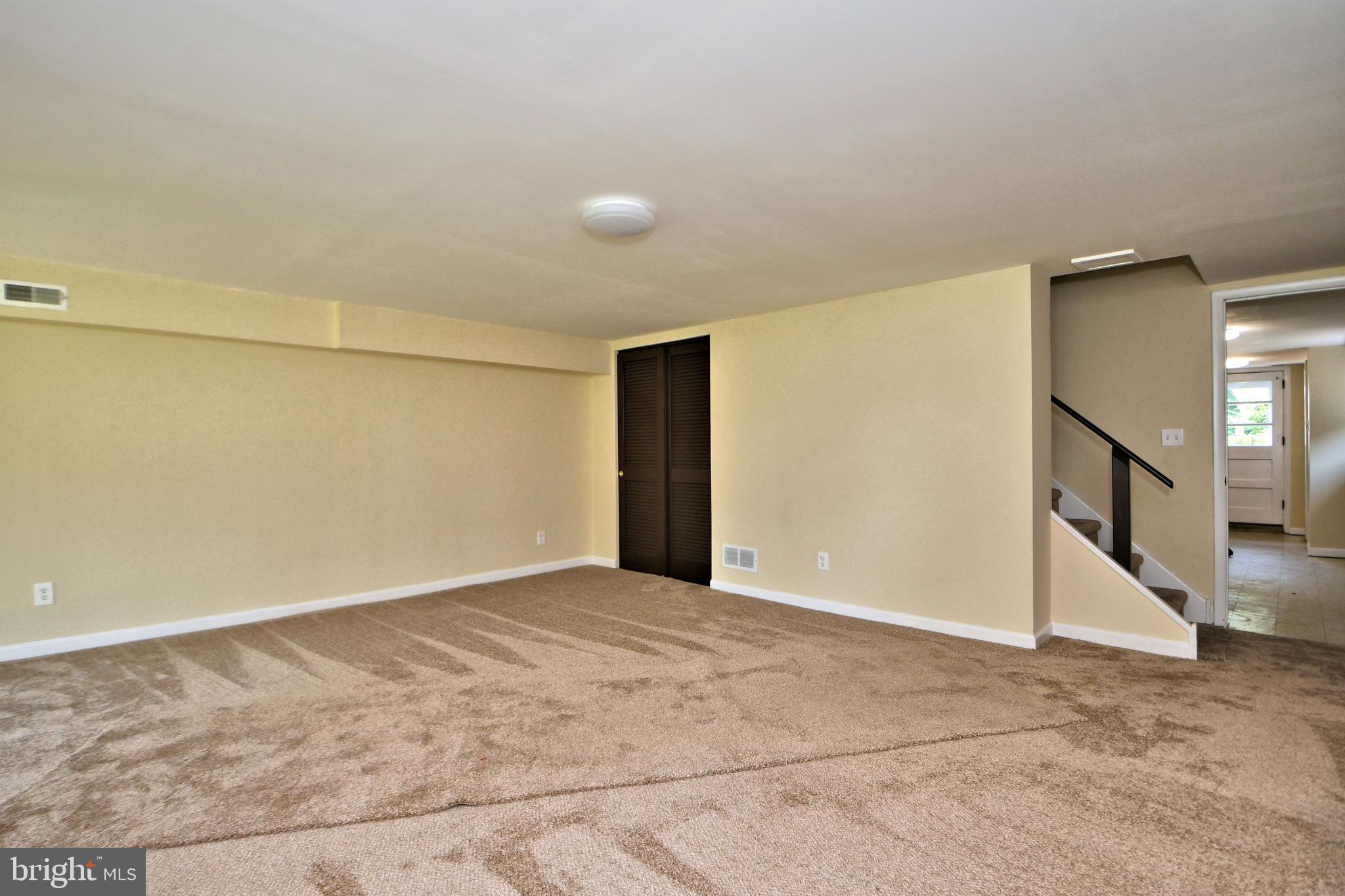 11949 Dumont Road Philadelphia, PA 19116 - Photo 46 of 54 Finished Walkout Basement