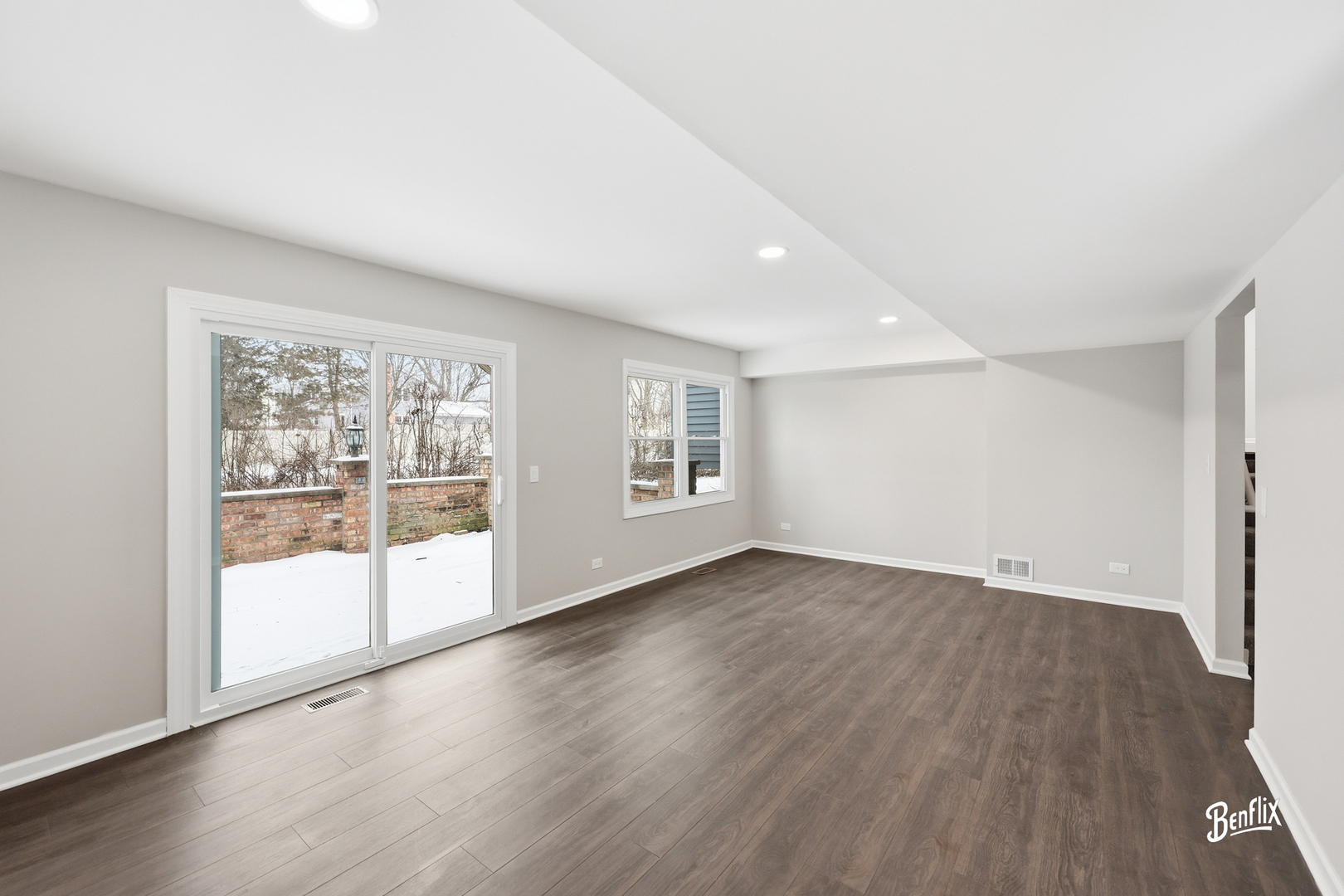 1005 Cooper Court Buffalo Grove, IL 60089 - Photo 10 of 22
