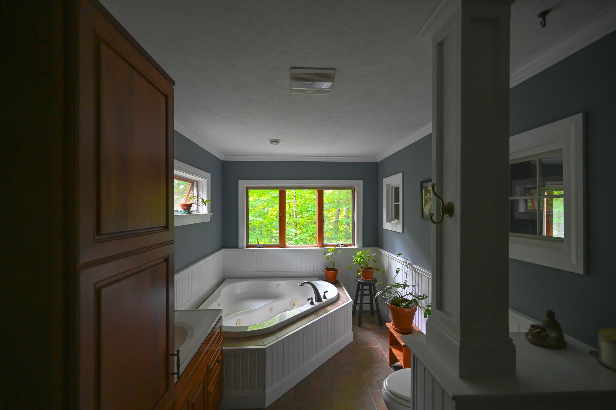 12 Ethan Allen Road Tuftonboro, NH 03816 - Photo 8 of 40