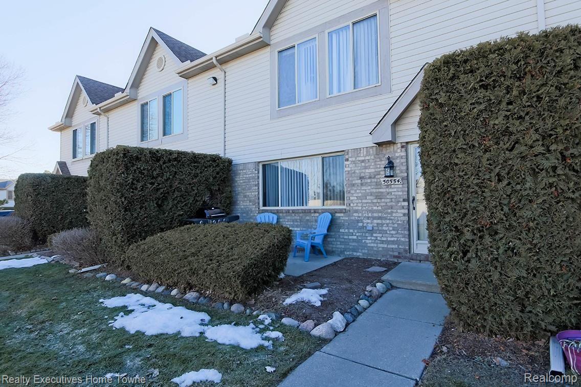 50554 Maurice Road New Baltimore, MI 48047 - Photo 2 of 30 Maurice-2.jpg