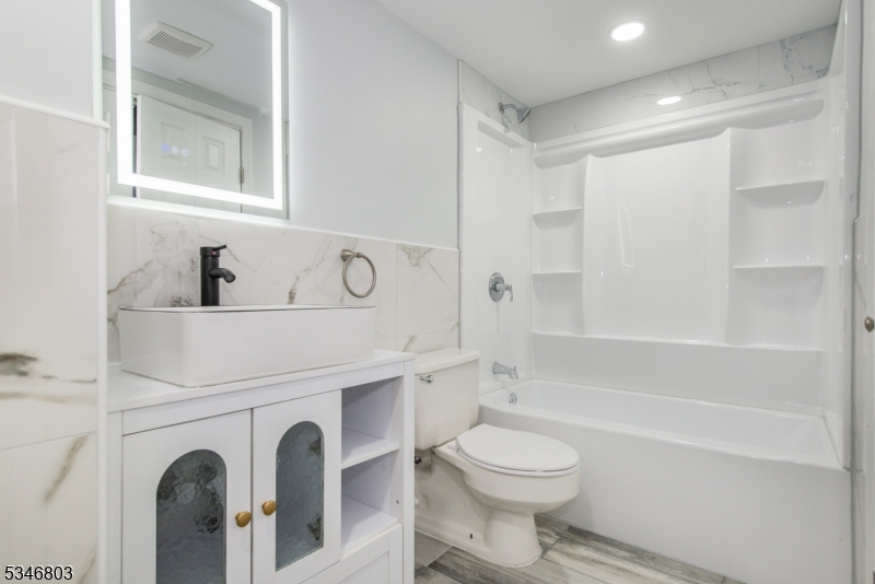 446 Passaic Street, Unit 3F Hackensack, NJ 07601 - Photo 8 of 21