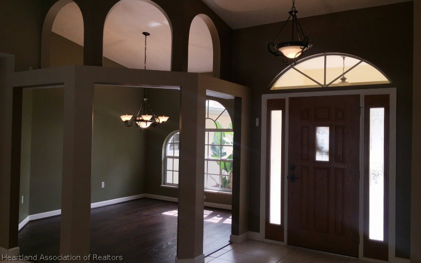 3408 Golfview Road Sebring, FL 33875 - Photo 2 of 22
