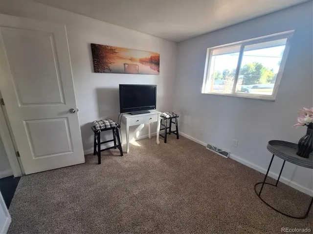 $2,950 | 8616 West Utah Avenue, Lakewood, CO 80232