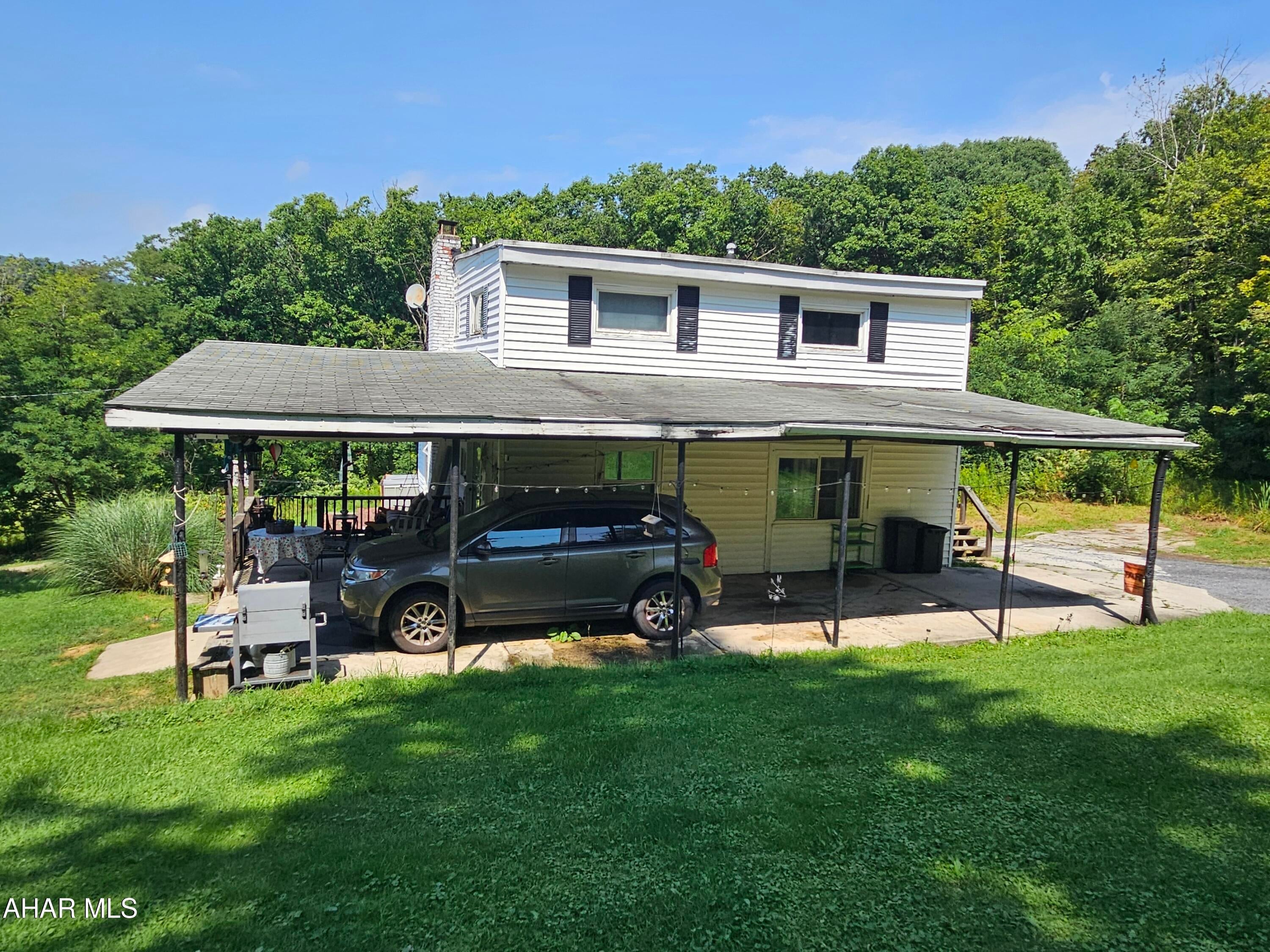 193 Clapper Road Altoona, PA 16601 - Photo 1 of 25 Gallery Image 1