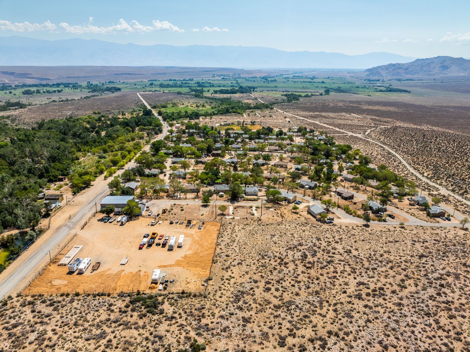 1600 Pine Creek Road Bishop, CA 93514 - Photo 22 of 34 view of city view and mountain view in back