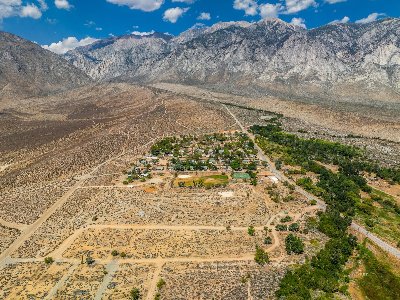 1600 Pine Creek Road Bishop, CA 93514 - Photo 30 of 34 a view of a yard