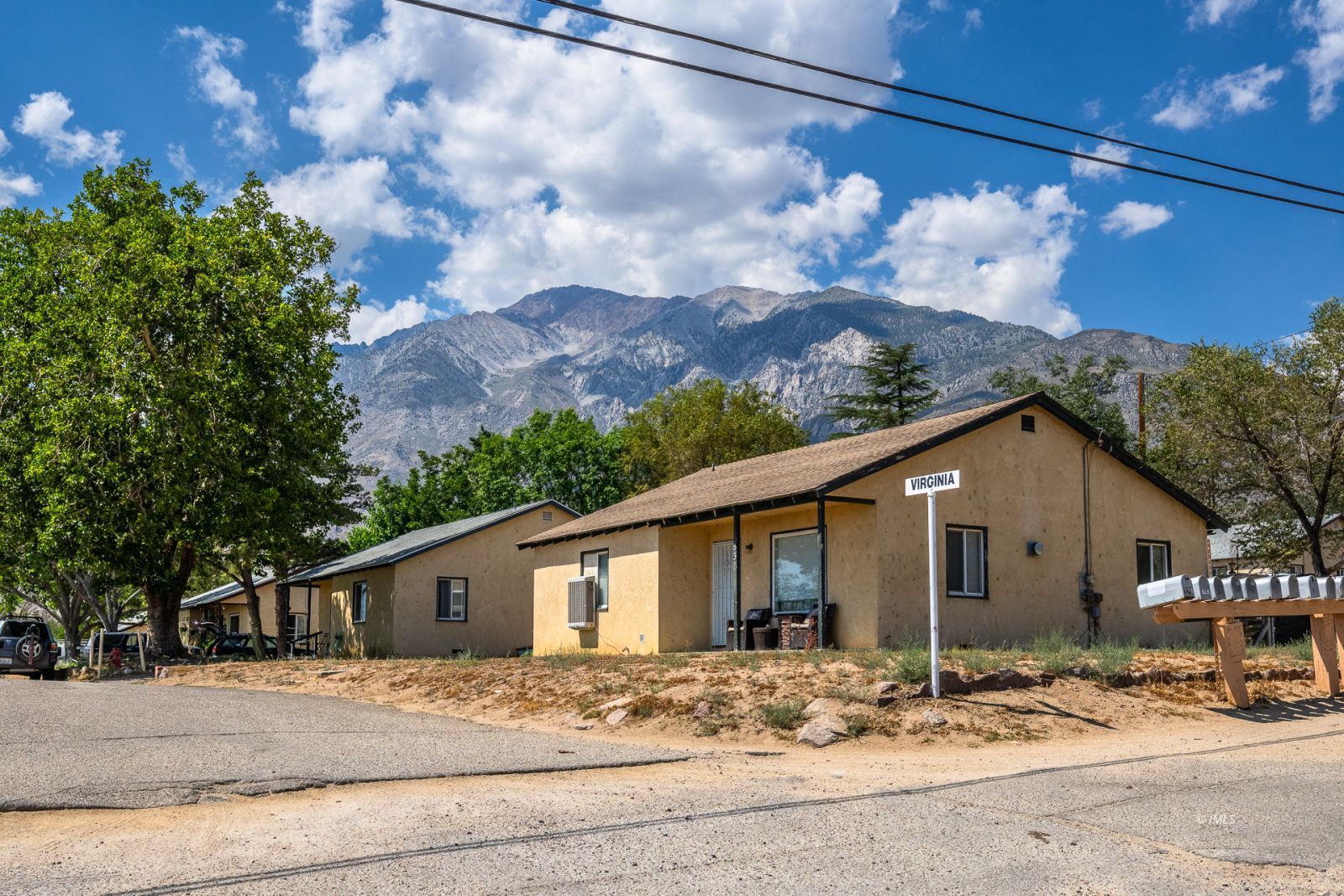 1600 Pine Creek Road Bishop, CA 93514 - Photo 3 of 34 a view of a house with a yard