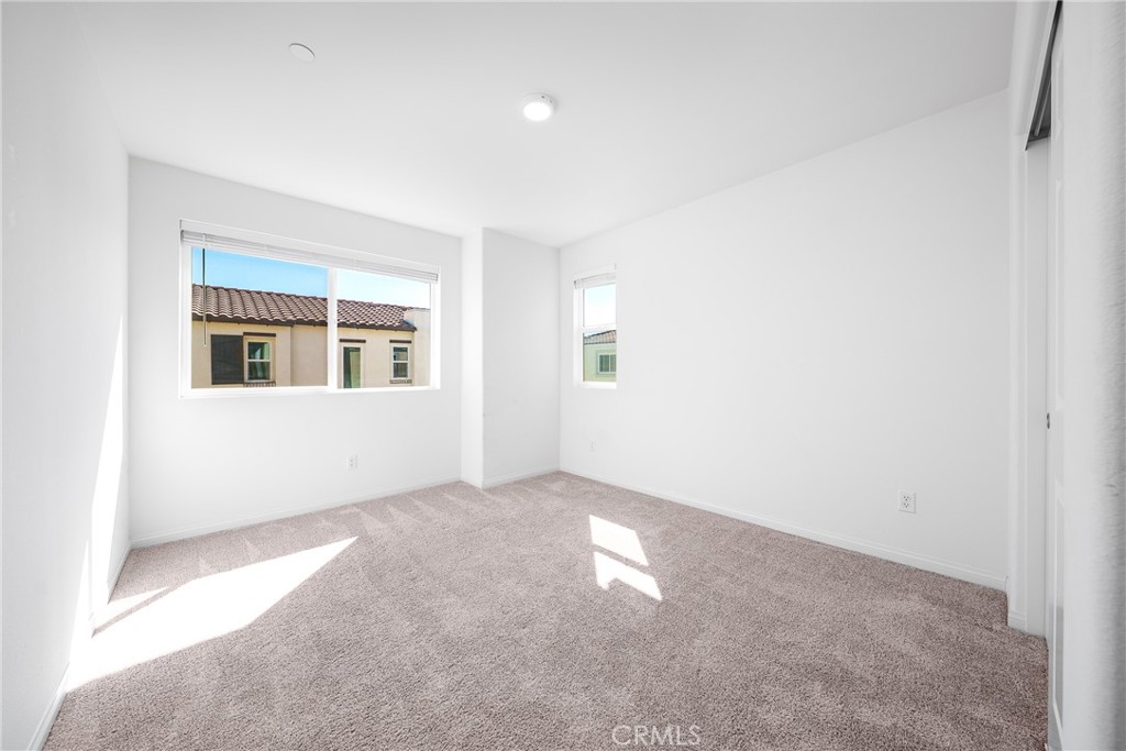 208 Bonita Lane Rialto, CA 92376 - Photo 21 of 38
