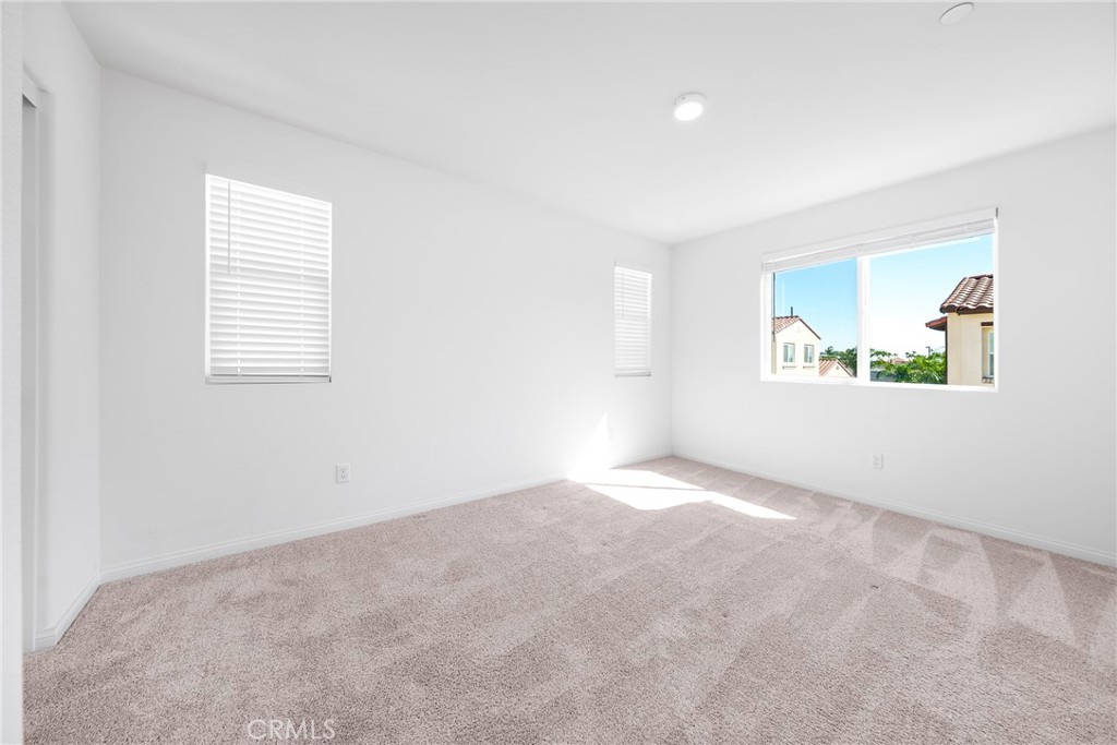208 Bonita Lane Rialto, CA 92376 - Photo 22 of 38