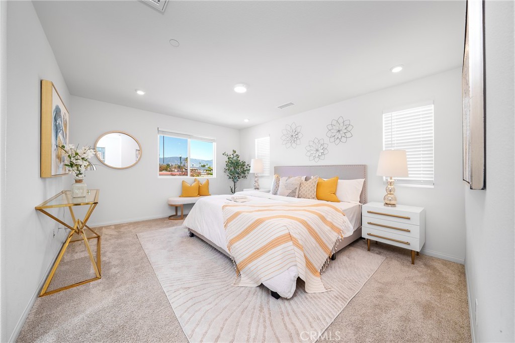 208 Bonita Lane Rialto, CA 92376 - Photo 25 of 38