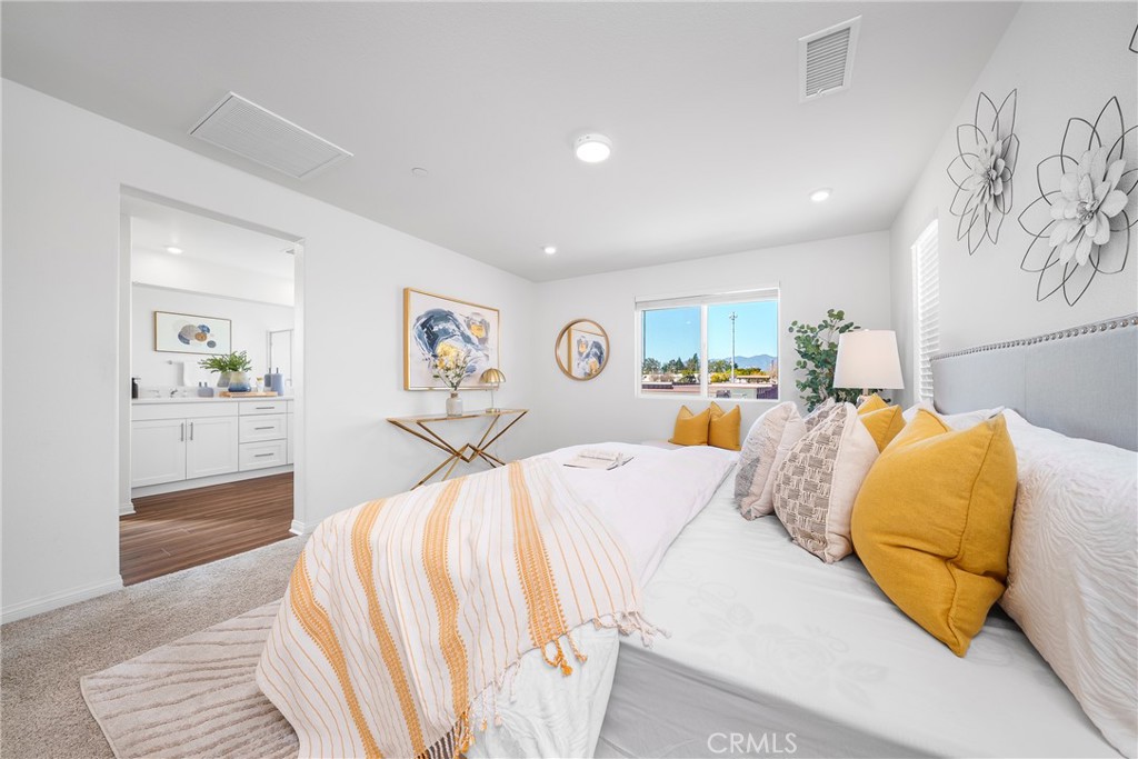 208 Bonita Lane Rialto, CA 92376 - Photo 27 of 38