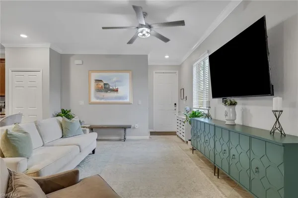 $2,850 | 10100 Tin Maple Drive, Unit 11, Estero, FL 33928