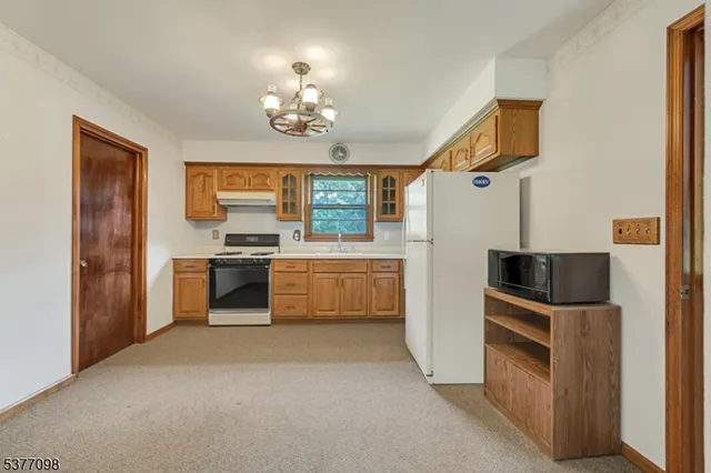 $484,900 | 45 Amwell Road, Millstone, NJ 08844