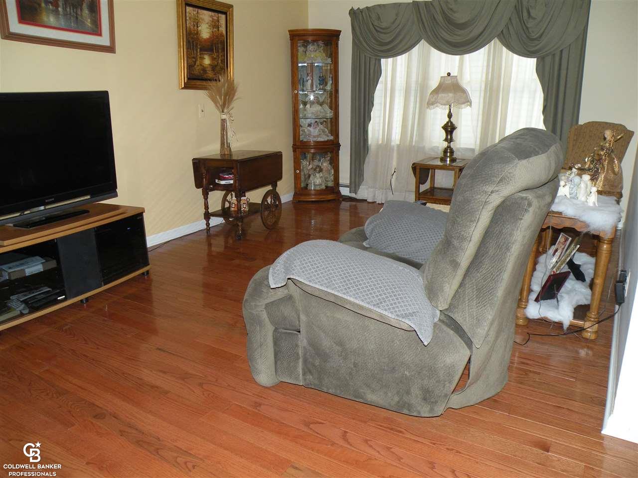 4869 Stoney Creek Road Avoca, MI 48006 - Photo 7 of 28 31337641-6.JPG