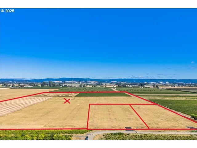 a view of an ocean and beach