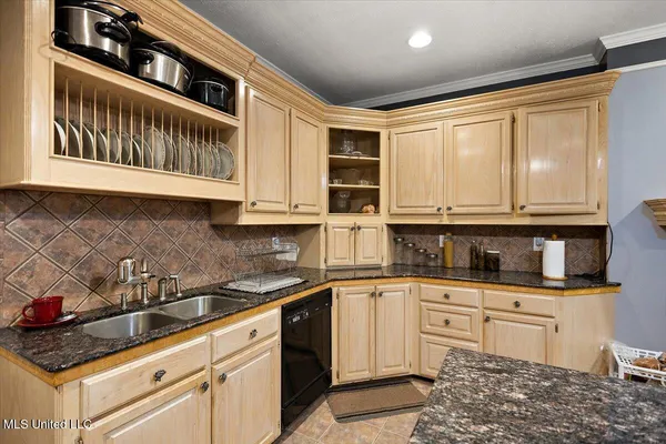 $430,000 | 1155 Craig Drive, Terry, MS 39170