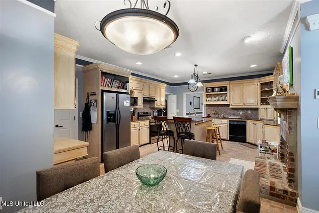 $430,000 | 1155 Craig Drive, Terry, MS 39170