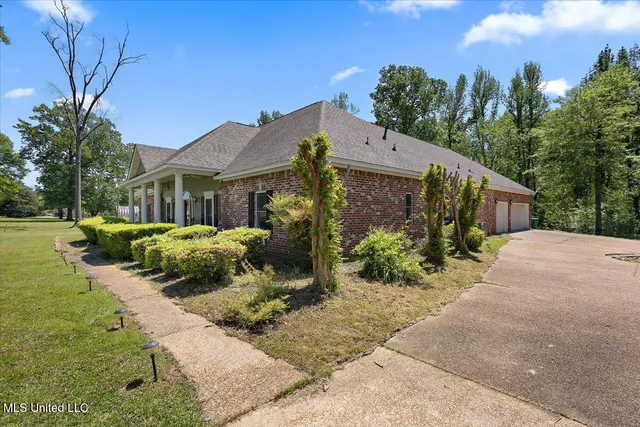 $430,000 | 1155 Craig Drive, Terry, MS 39170