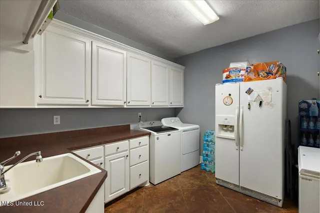 $430,000 | 1155 Craig Drive, Terry, MS 39170