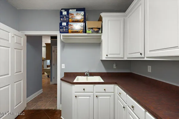 $430,000 | 1155 Craig Drive, Terry, MS 39170