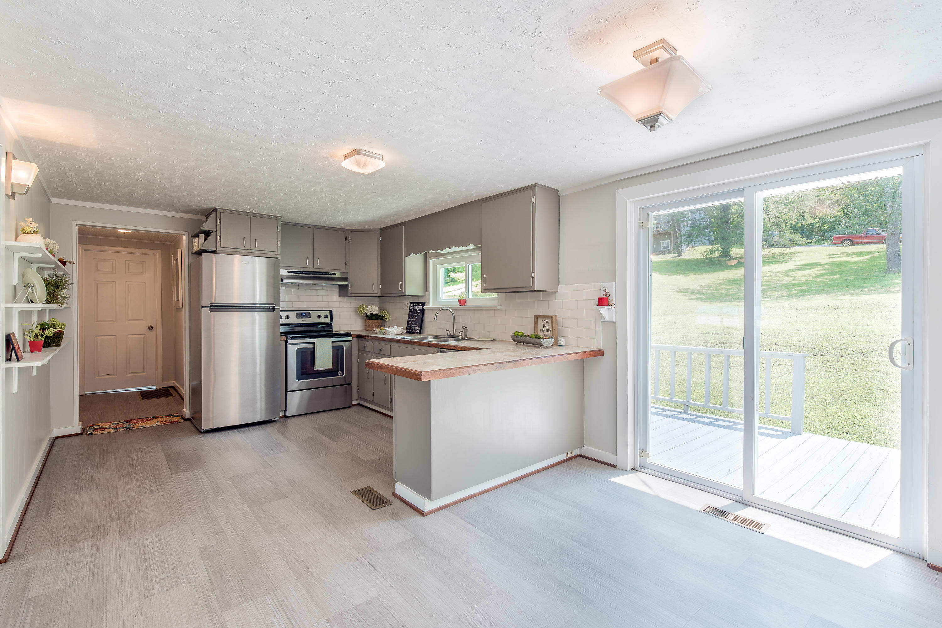 1030 Main Street Dunlap, TN 37327 - Photo 5 of 12 Kitchen