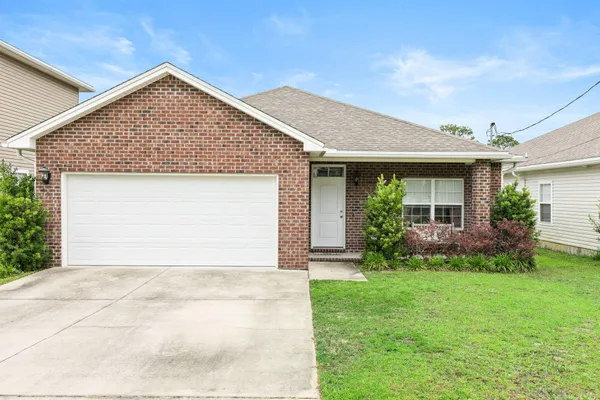 $400,000 | 354 Fir Avenue, Niceville, FL 32578