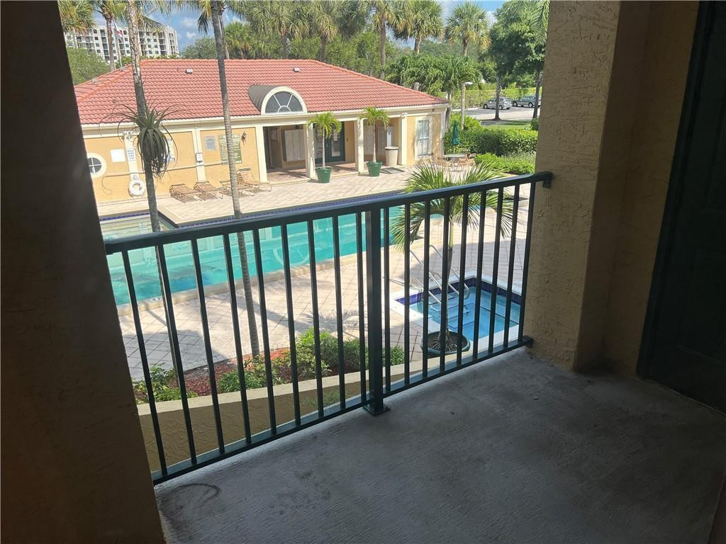 875 Riverside Drive, Unit 725 Coral Springs, FL 33071 - Photo 19 of 23 Photo 19