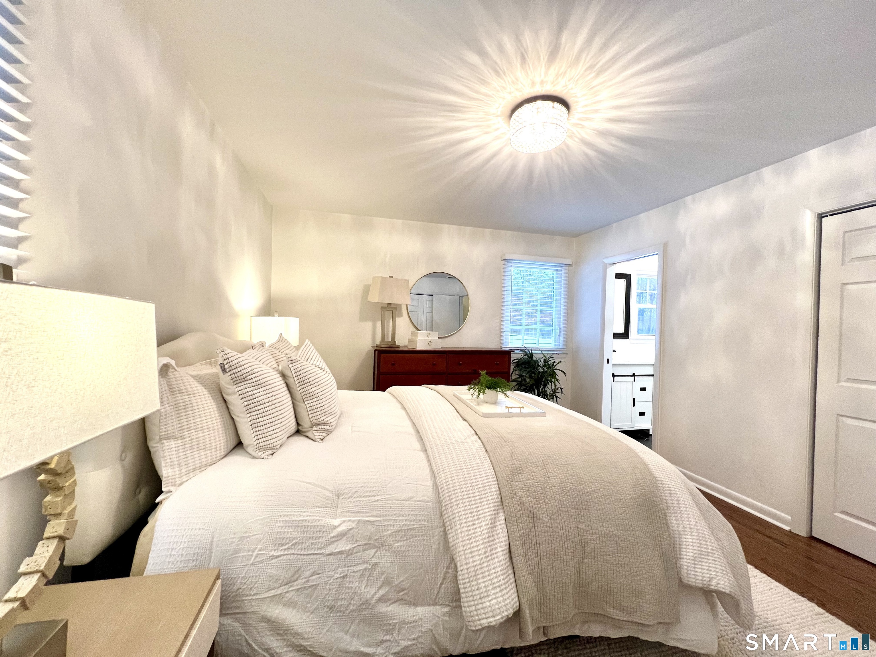 221 Catalpa Road Wilton, CT 06897 - Photo 21 of 44