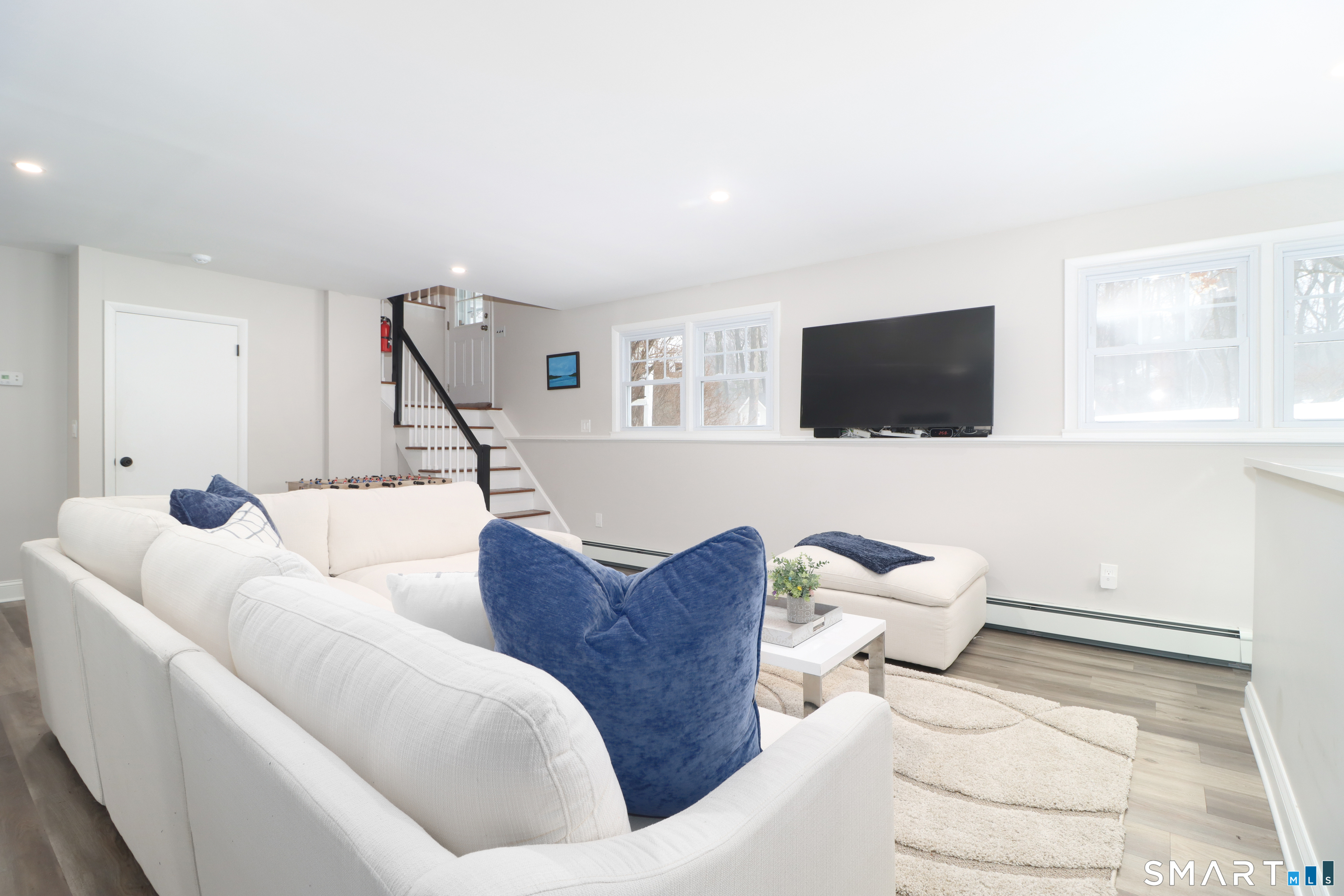 221 Catalpa Road Wilton, CT 06897 - Photo 30 of 44