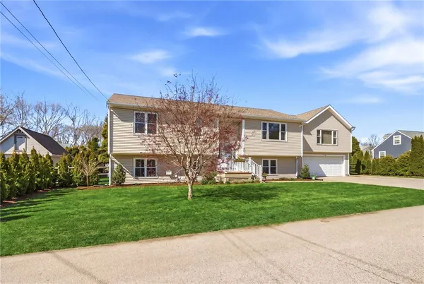 $1,395,000 | 37 Pleasant Avenue, Narragansett, RI 02882