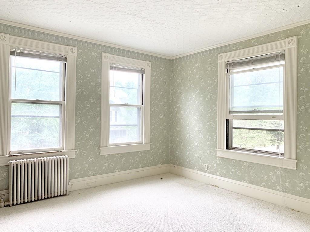 24 Washington Road Springfield, MA 01108 - Photo 11 of 13