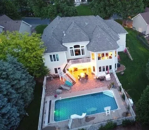 $950,000 | 365 Sioux Lookout, Lino Lakes, MN 55014
