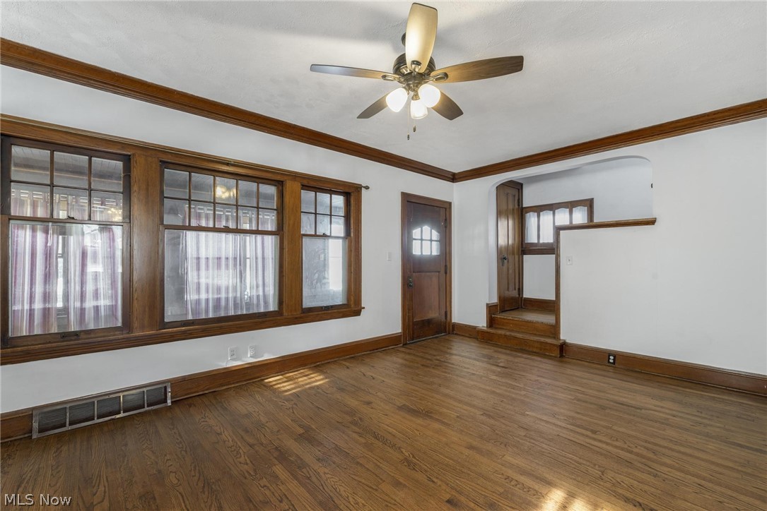 7307 York Road Parma, OH 44130 - Photo 15 of 30