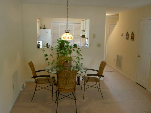 6 A Setter Lane Greenville, SC 29607 - Photo 3 of 9 Gallery Image 3