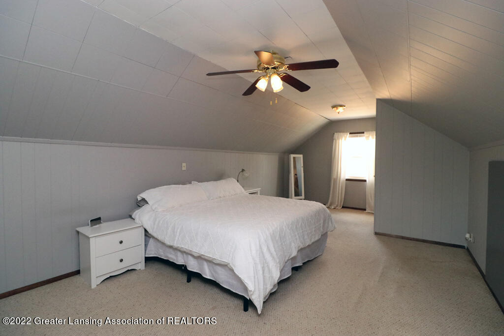 2410 Wellington Road Lansing, MI 48910 - Photo 11 of 19 11