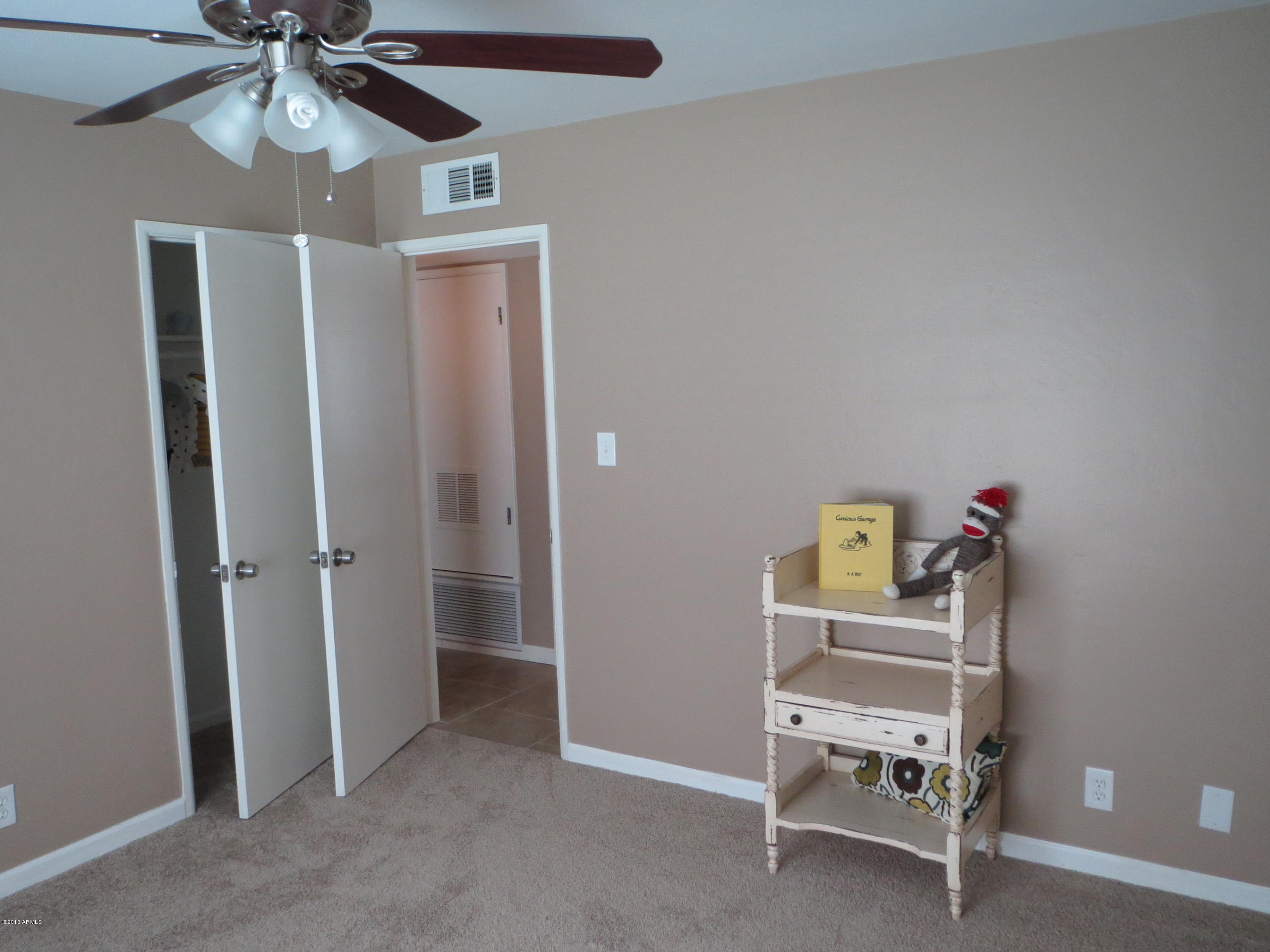 1502 West Ocotillo Road Phoenix, AZ 85015 - Photo 20 of 33 IMG_0921
